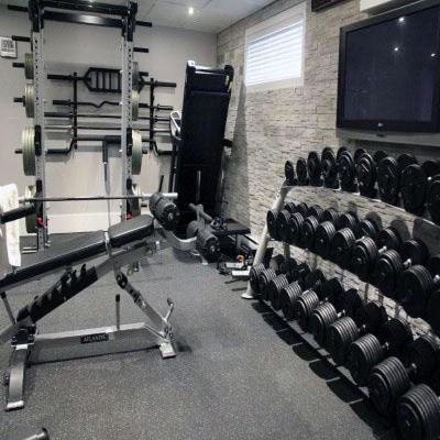 https://www.fitfloors.com/cdn/shop/products/mens-fitness-home-gym-room-designs_a70eb68a-8657-43e5-818a-25388546fe3d_600x.jpg?v=1603486799